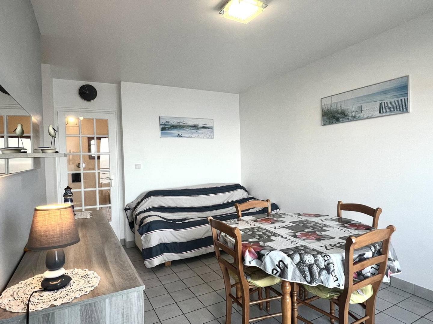 514 - Appartement 1 Chambre Vue Mer En Bordure De La Plage Du Centre D'Erquy Exterior photo